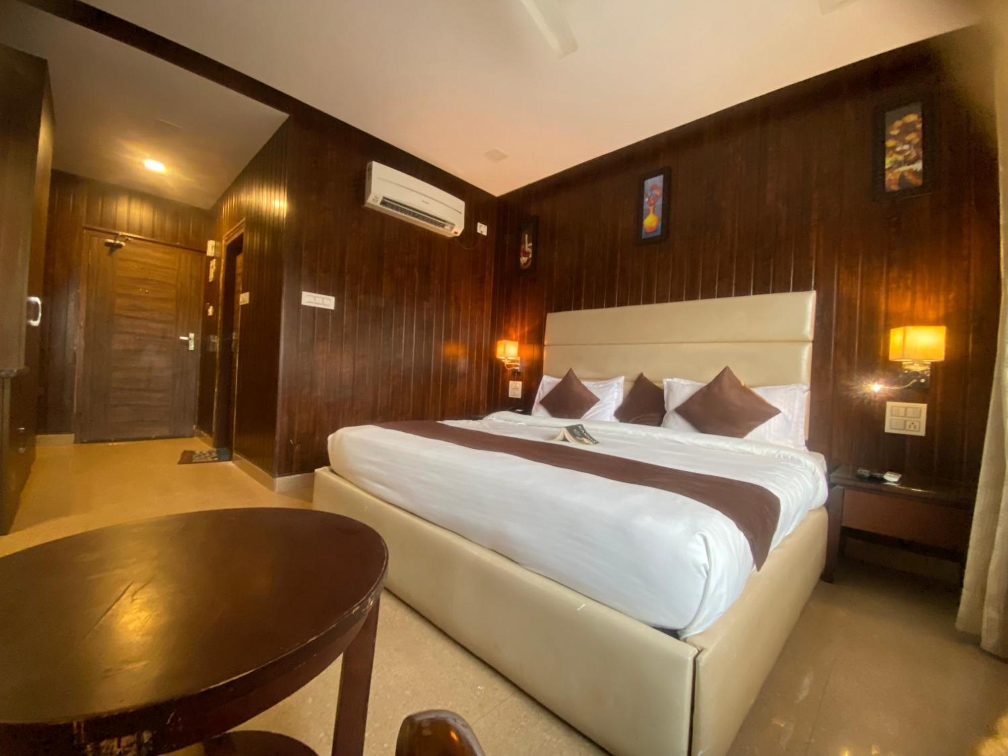Mj Hills Rishikesh Hotell Exteriör bild