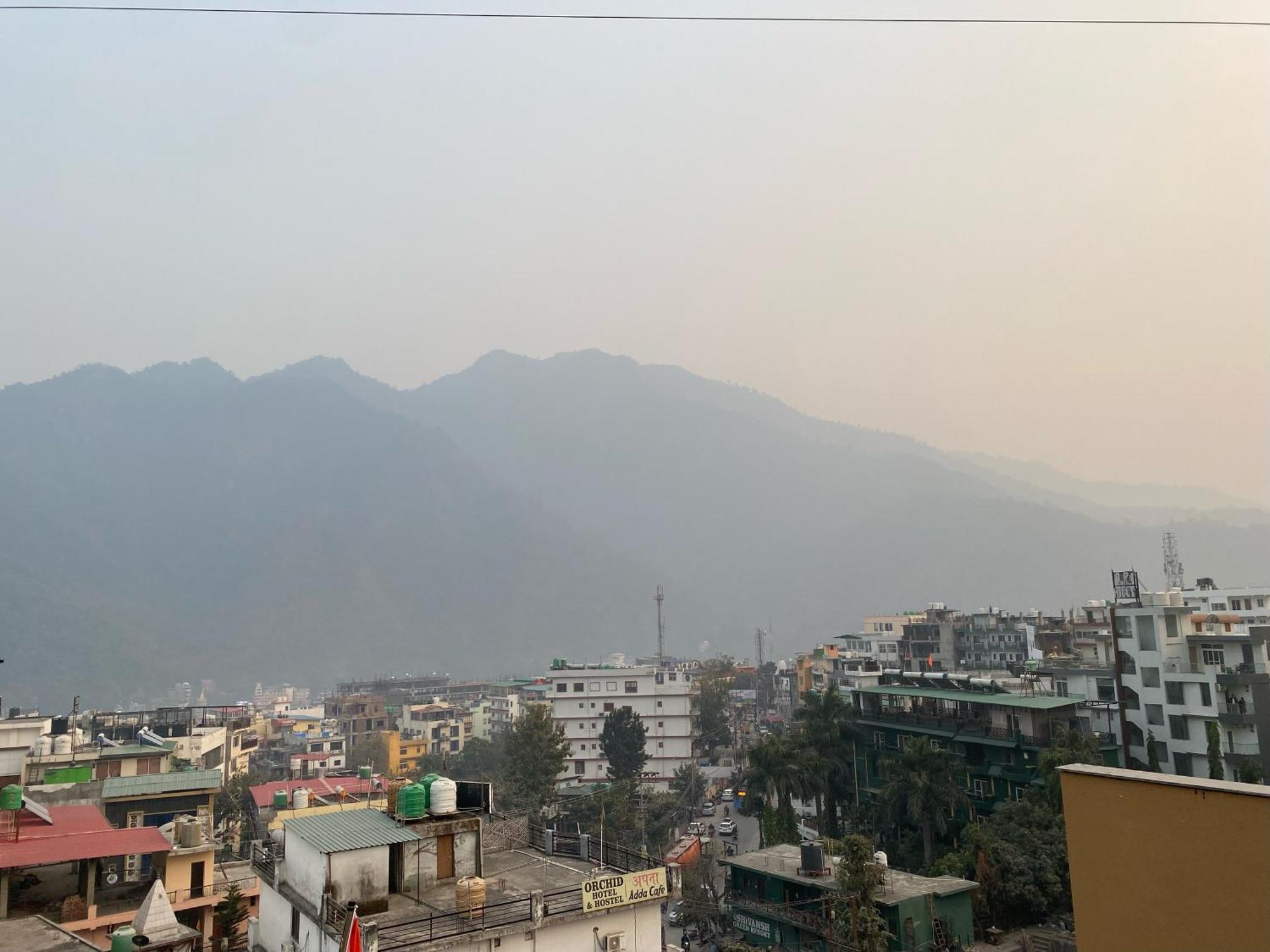 Mj Hills Rishikesh Hotell Exteriör bild